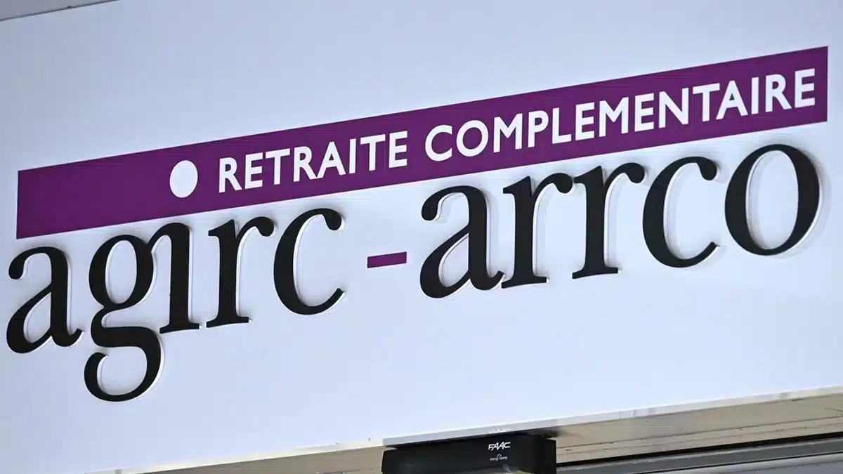 retraite carsat et agirc arrco c’est confirmé, votre pension de novembre arrivera plus tard que prévu, voici pourquoi