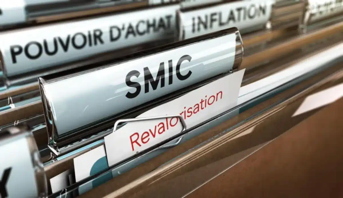 smic voici le montant de l’augmentation prévisionnelle du salaire minimum à partir de janvier 2026