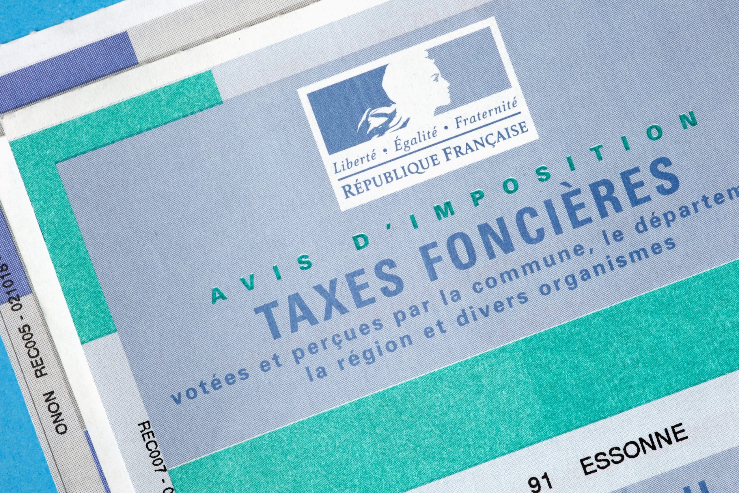taxe foncière 2025 peu de français le savent mais à partir de cet âge, vous avez droit à un nouvel abattement fiscal non négligeable
